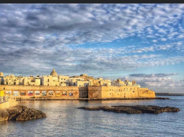 Melu Home. Monopoli Eksteriør bilde